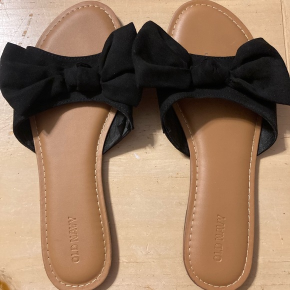 Old Navy Shoes - Black Old Navy sandals